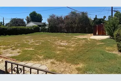 8461 Hatillo Avenue, Winnetka, CA 91306 - Photo 2
