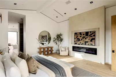11826 Kling Street, Valley Village, CA 91607 - Photo 36