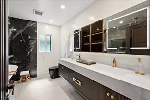 16158 Magnolia Blvd, Encino, CA 91436 - Photo 18