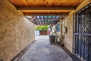 11332 Strathern, Sun Valley, CA 91352 - Photo 20