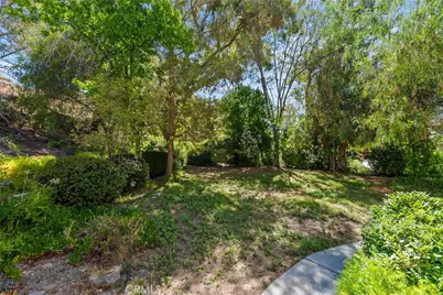 14653 Ramli Drive, Canyon Country, CA 91387 - Photo 36