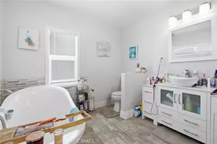 2142 W 73rd, Los Angeles, CA 90047 - Photo 12