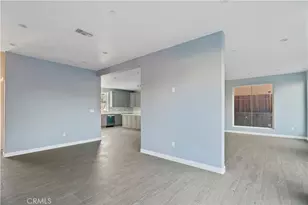 20811 W Seeasons Ln, Winnetka, CA 91306 - Photo 12