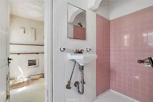 2320 Greenfield Ave, Los Angeles, CA 90064 - Photo 16