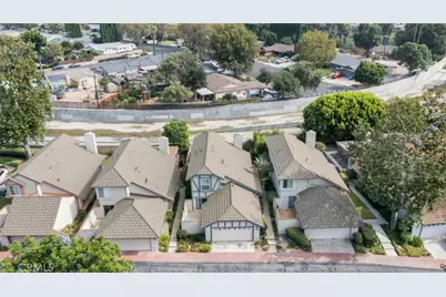 1820 Suntree Lane, Simi Valley, CA 93063 - Photo 30