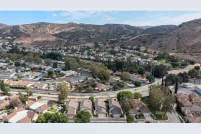 1820 Suntree Lane, Simi Valley, CA 93063 - Photo 32