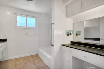 23635 Bessemer Street, Woodland Hills, CA 91367 - Photo 24