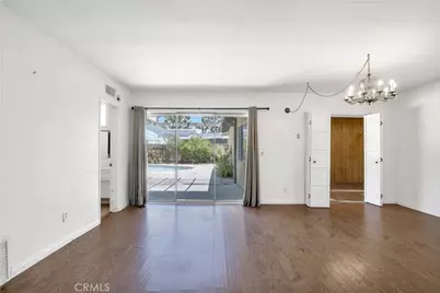 23635 Bessemer Street, Woodland Hills, CA 91367 - Photo 8