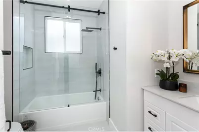 6853 Willis Avenue, Van Nuys, CA 91405 - Photo 12
