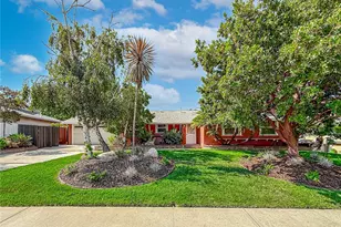 862 Camino La Maida, Thousand Oaks, CA 91360 - Photo 2