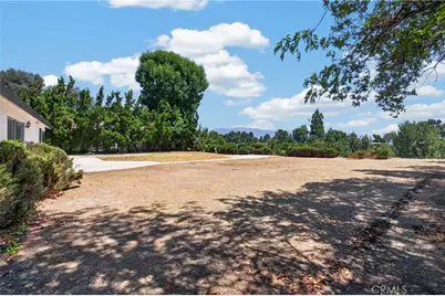 16622 Knollwood Drive, Granada Hills, CA 91344 - Photo 42