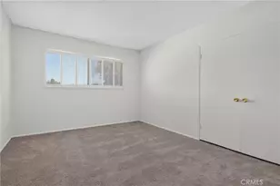 16622 Knollwood Dr, Granada Hills, CA 91344 - Photo 22