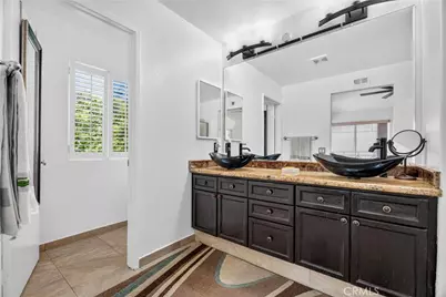 27630 Iris, Castaic, CA 91384 - Photo 14