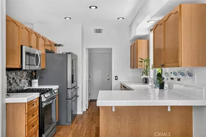 27630 Iris, Castaic, CA 91384 - Photo 8
