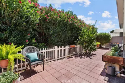 21308 Jimpson Way, Canyon Country, CA 91351 - Photo 34