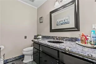 18012 Raymer, Northridge, CA 91325 - Photo 32