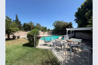 18012 Raymer, Northridge, CA 91325 - Photo 4