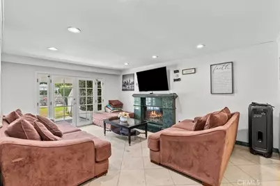 18012 Raymer, Northridge, CA 91325 - Photo 14