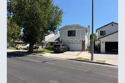 18012 Raymer, Northridge, CA 91325 - Photo 2