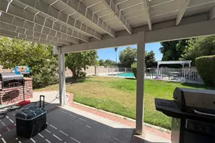 18012 Raymer, Northridge, CA 91325 - Photo 52