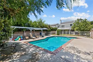 18012 Raymer, Northridge, CA 91325 - Photo 40