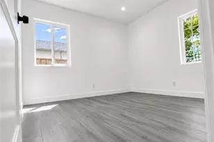 7918 Hazeltine Ave, Panorama City, CA 91402 - Photo 14