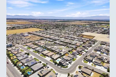 6604 Voyageurs Drive, Bakersfield, CA 93311 - Photo 8