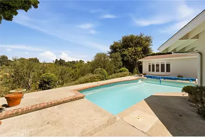 11345 Dona Lola Drive, Studio City, CA 91604 - Photo 26