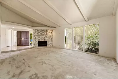 11345 Dona Lola Drive, Studio City, CA 91604 - Photo 2