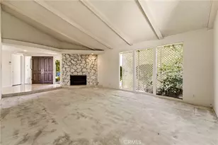 11345 Dona Lola Dr, Studio City, CA 91604 - Photo 2