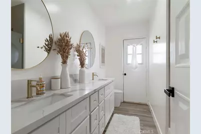 17259 Westbury Drive, Granada Hills, CA 91344 - Photo 26
