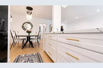 1233 N Laurel #211, West Hollywood, CA 90046 - Photo 16