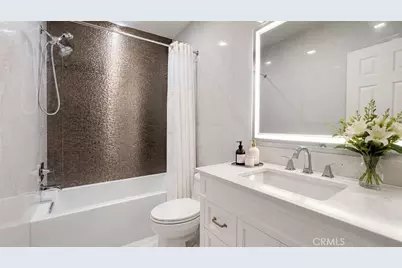 1233 N Laurel #211, West Hollywood, CA 90046 - Photo 20