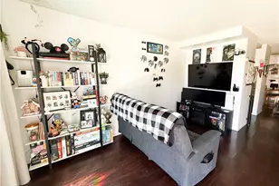 11249 Emelita St, North Hollywood, CA 91601 - Photo 20