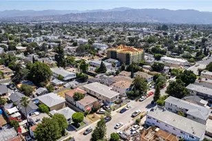 11249 Emelita St, North Hollywood, CA 91601 - Photo 12