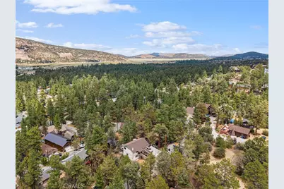 137 E Starr Dr, Big Bear City, CA 92314 - Photo 36