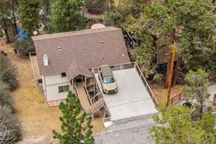 137 E Starr Dr, Big Bear City, CA 92314 - Photo 4