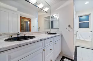 4651 Ellenita Ave, Tarzana, CA 91356 - Photo 32