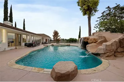 4651 Ellenita Avenue, Tarzana, CA 91356 - Photo 50