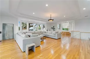 4651 Ellenita Ave, Tarzana, CA 91356 - Photo 22