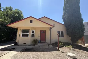 829 W Berkeley Ct, Ontario, CA 91762 - Photo 1