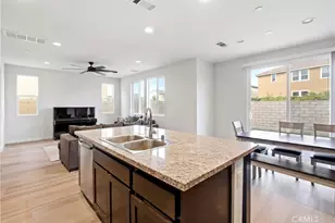 19718 Kamm Ct, Canyon Country, CA 91351 - Photo 10