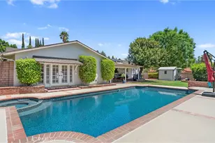 19900 Hiawatha, Chatsworth, CA 91311 - Photo 2