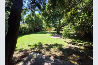 14954 Wyandotte St, Van Nuys, CA 91405 - Photo 16