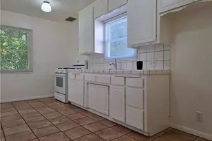 14954 Wyandotte St, Van Nuys, CA 91405 - Photo 26