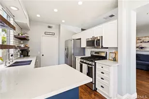 27629 Primrose Ln, Castaic, CA 91384 - Photo 12
