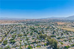 25349 Via Telino, Valencia, CA 91355 - Photo 56