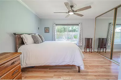 25349 Via Telino, Valencia, CA 91355 - Photo 40