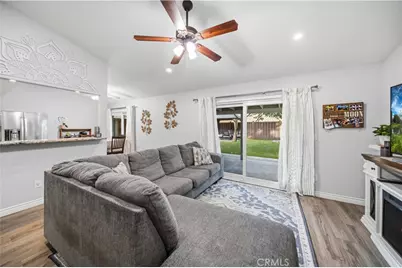 16710 Shinedale Drive, Canyon Country, CA 91387 - Photo 8