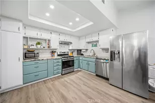 16710 Shinedale Dr, Canyon Country, CA 91387 - Photo 14